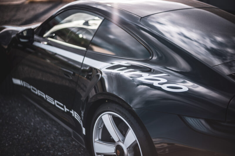 ポルシェ・911 ターボ 50イヤーズ（2025）半世紀の証を纏う