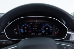 Q3 35 TFSI アドバンスト