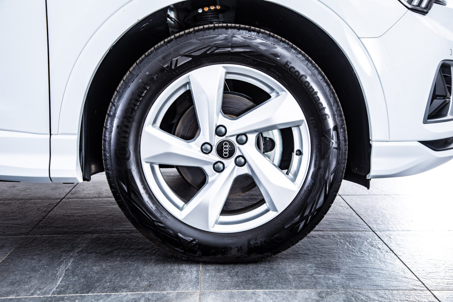 Q3 35 TFSI アドバンスト