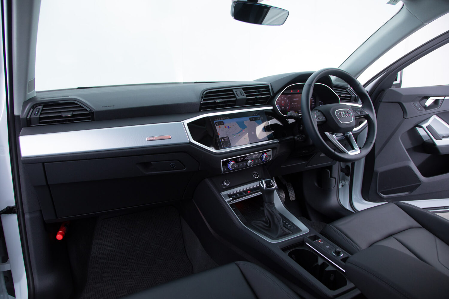 Q3 35 TFSI アドバンスト