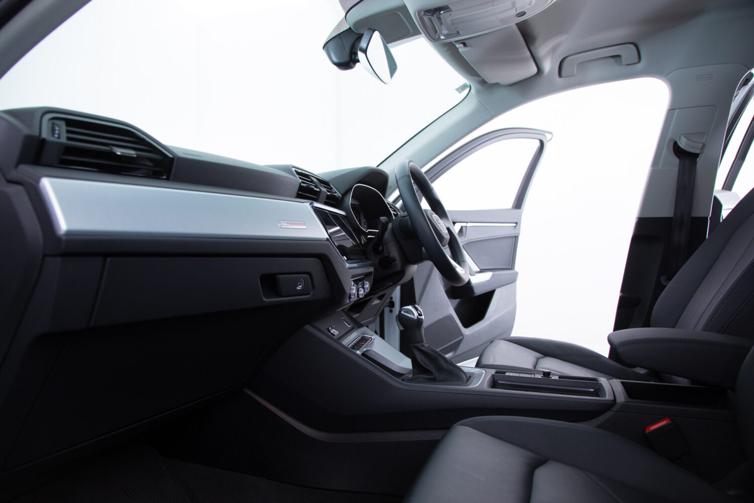 Q3 35 TFSI アドバンスト