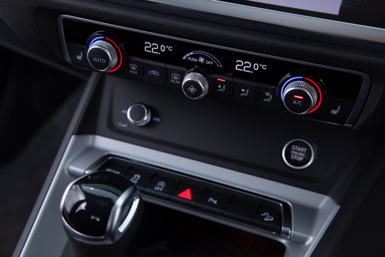 Q3 35 TFSI アドバンスト