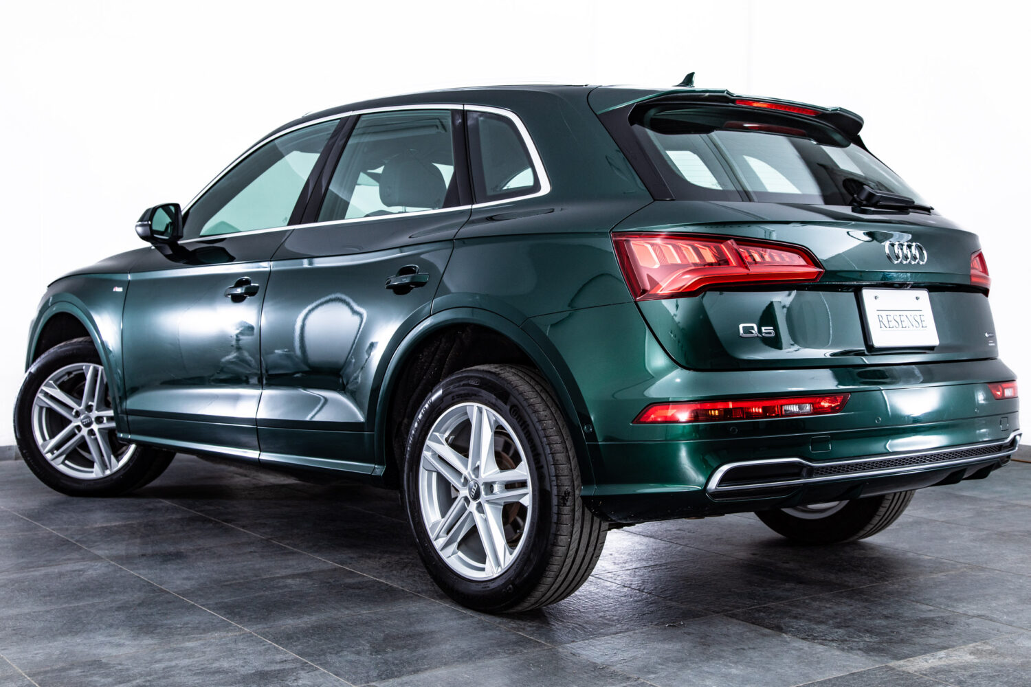 Q5 40TDIクワトロ スポーツ SラインPKG 4WD