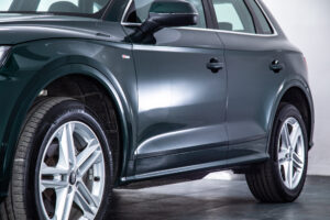 Q5 40TDIクワトロ スポーツ SラインPKG 4WD