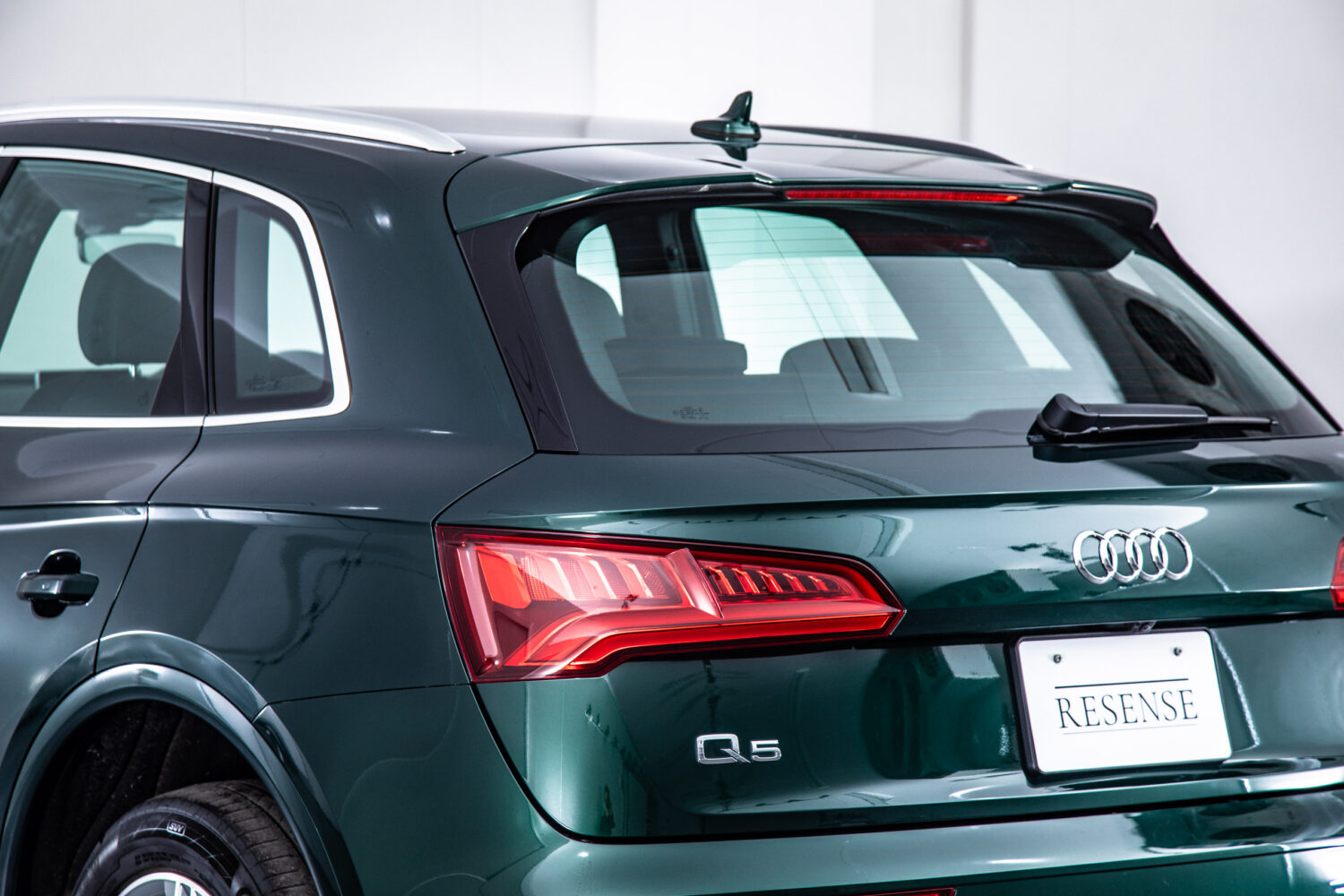 Q5 40TDIクワトロ スポーツ SラインPKG 4WD