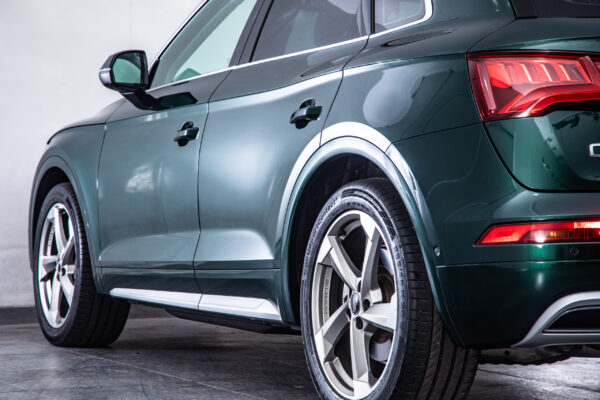 Q5 2.0TFSIクワトロスポーツ