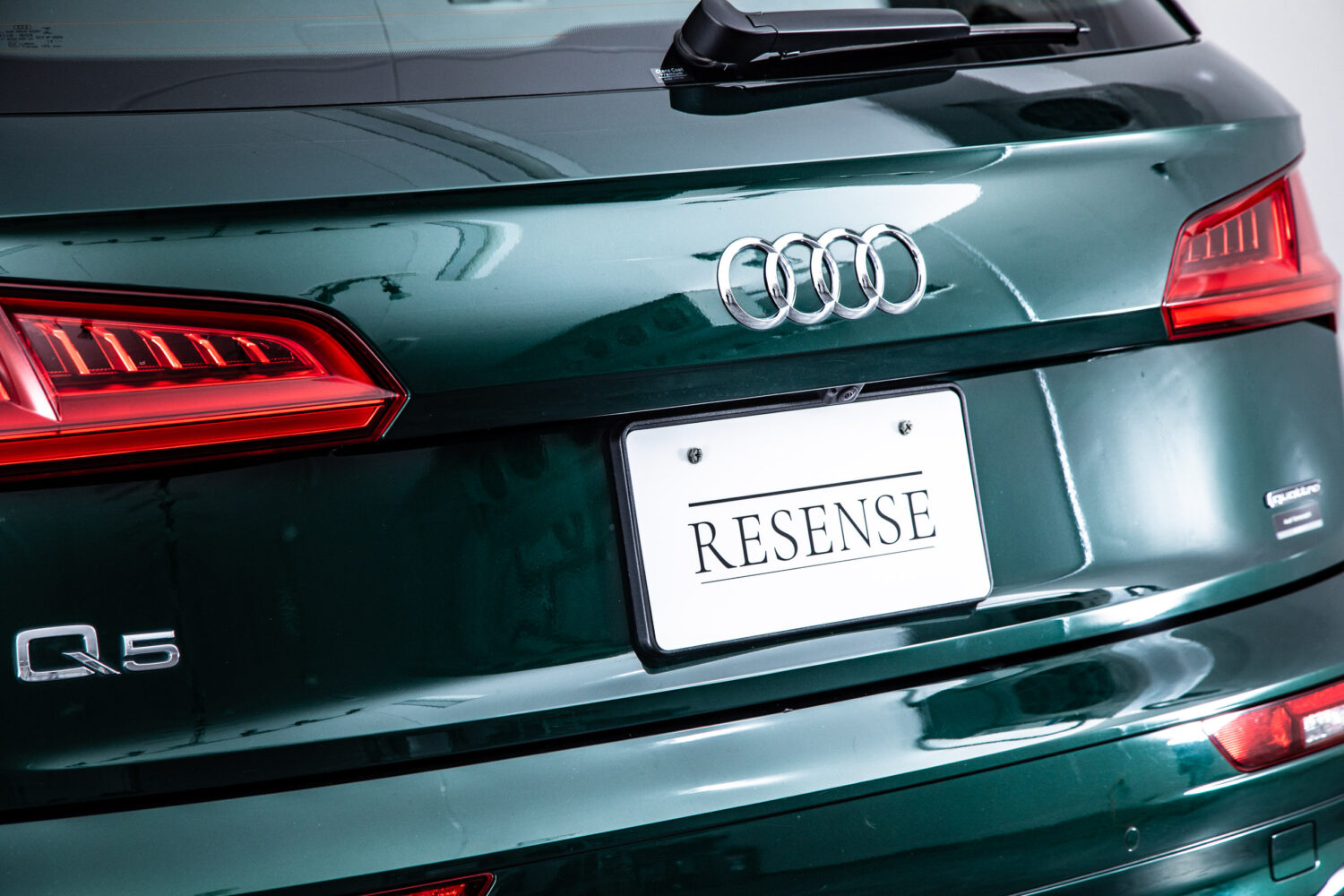 Q5 40TDIクワトロ スポーツ SラインPKG 4WD