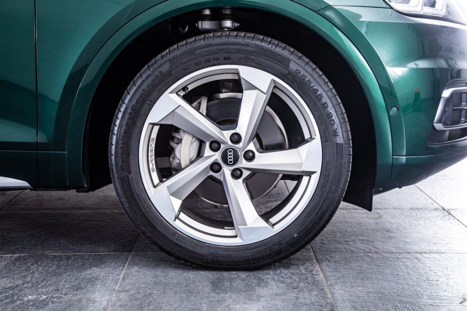 Q5 2.0TFSIクワトロスポーツ