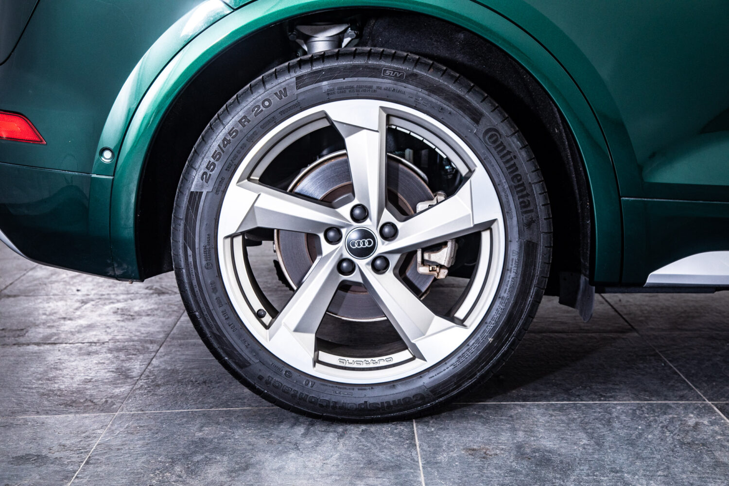 Q5 2.0TFSIクワトロスポーツ