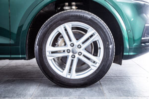 Q5 40TDIクワトロ スポーツ SラインPKG 4WD