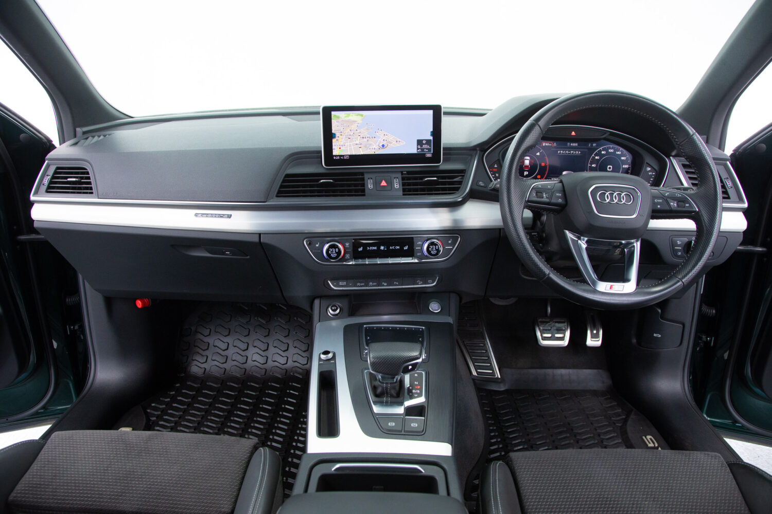 Q5 40TDIクワトロ スポーツ SラインPKG 4WD