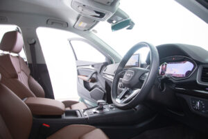 Q5 2.0TFSIクワトロスポーツ