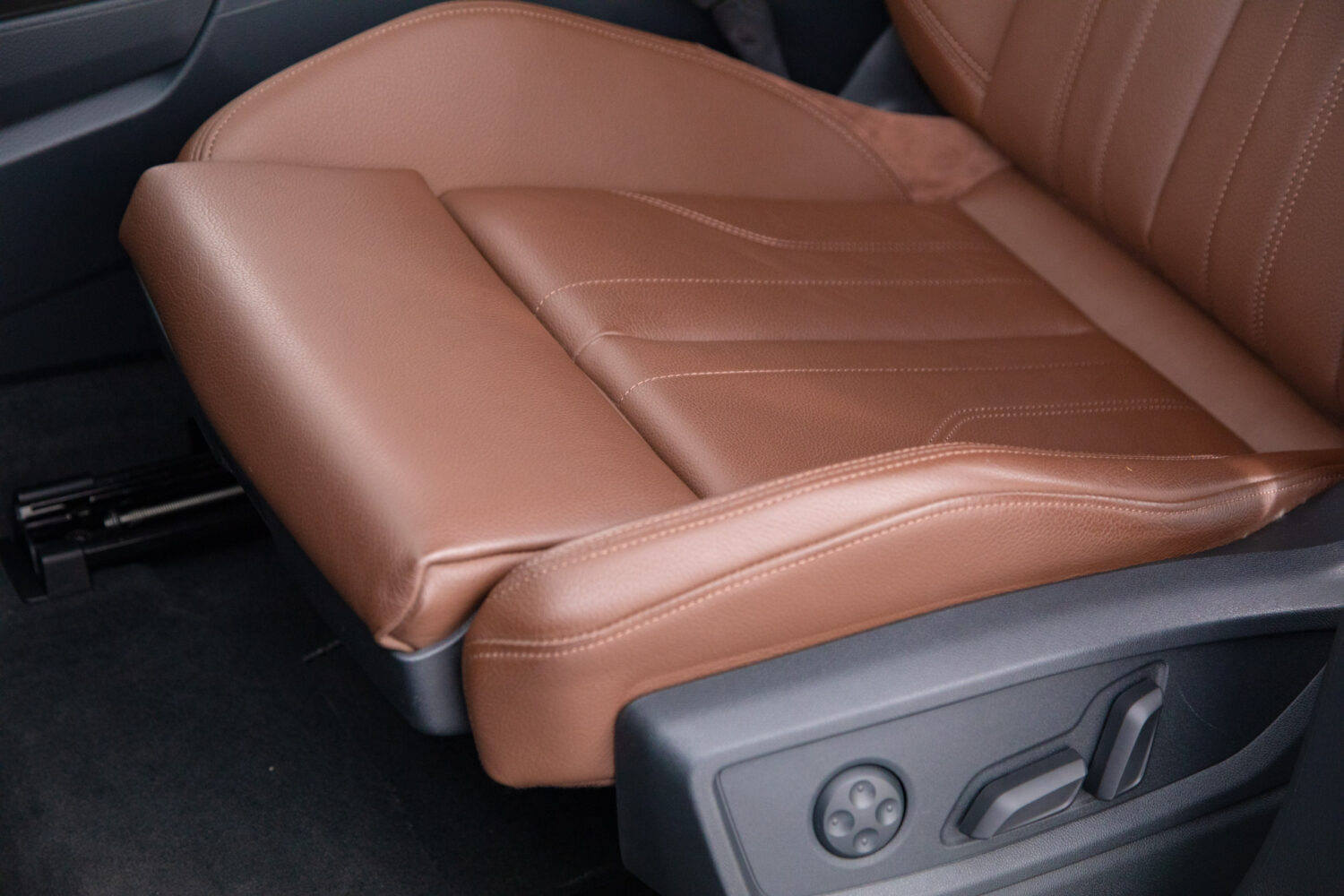 Q5 2.0TFSIクワトロスポーツ