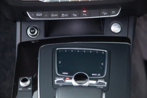 Q5 2.0TFSIクワトロスポーツ