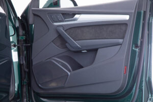 Q5 40TDIクワトロ スポーツ SラインPKG 4WD