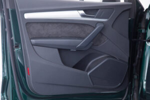 Q5 40TDIクワトロ スポーツ SラインPKG 4WD