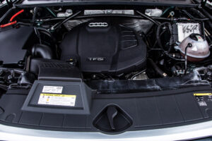 Q5 2.0TFSIクワトロスポーツ