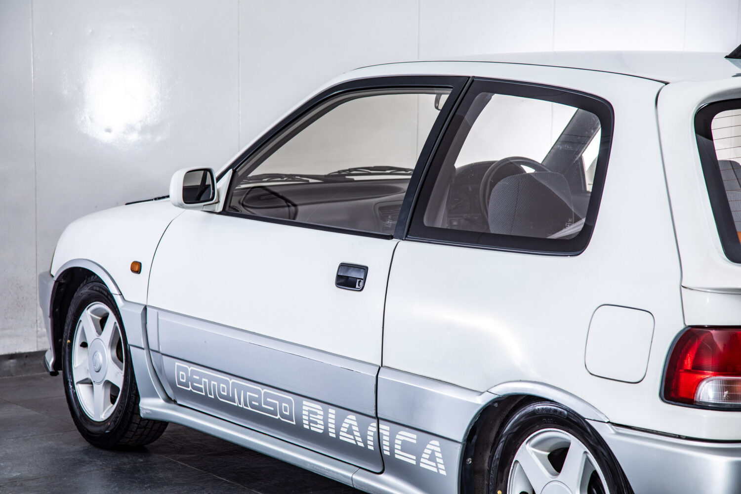 シャレード 1.6デ・トマソ ビアンカ