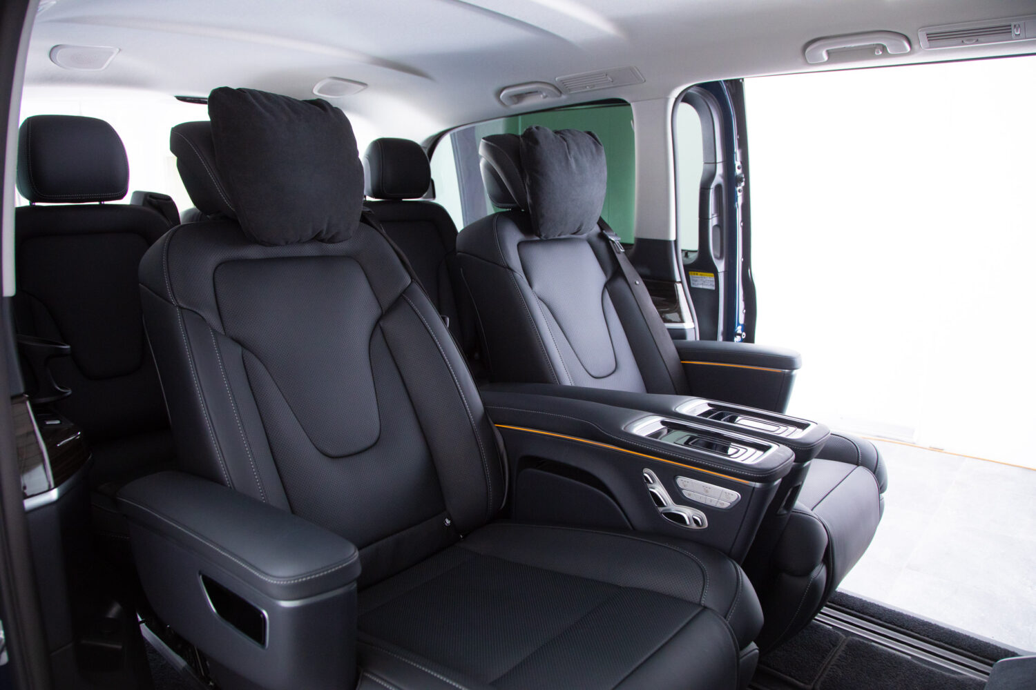 Vクラス V220 d アバンギャルド ロング ディーゼルターボ