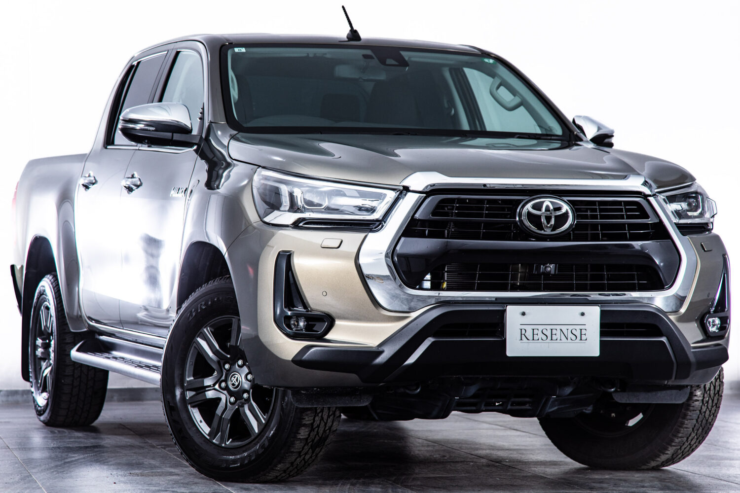 ハイラックス 2.4 Z ディーゼルターボ 4WD