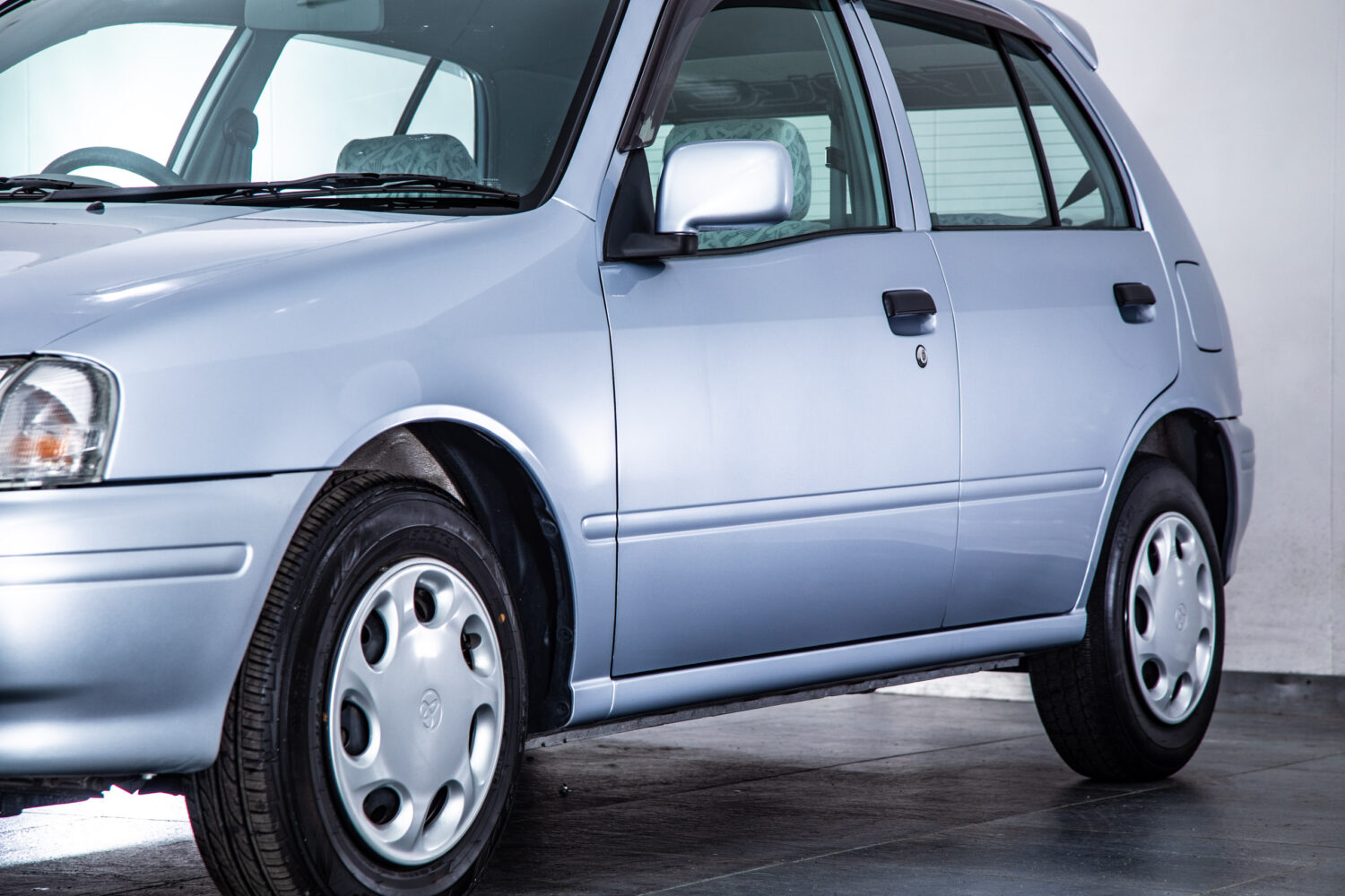 スターレット 5ドア 1.3ルフレ fリミテッド