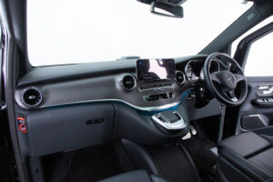 ベンツ Vクラス V220 d アバンギャルド ロング AMGラインパッケージ ディーゼルターボ