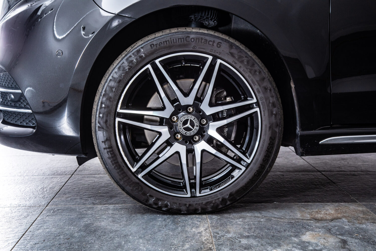 ベンツ Vクラス V220 d アバンギャルド ロング AMGラインパッケージ ディーゼルターボ