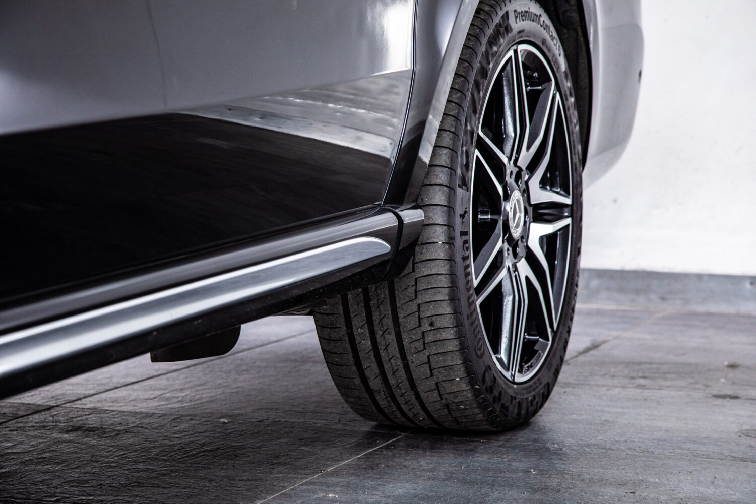 ベンツ Vクラス V220 d アバンギャルド ロング AMGラインパッケージ ディーゼルターボ