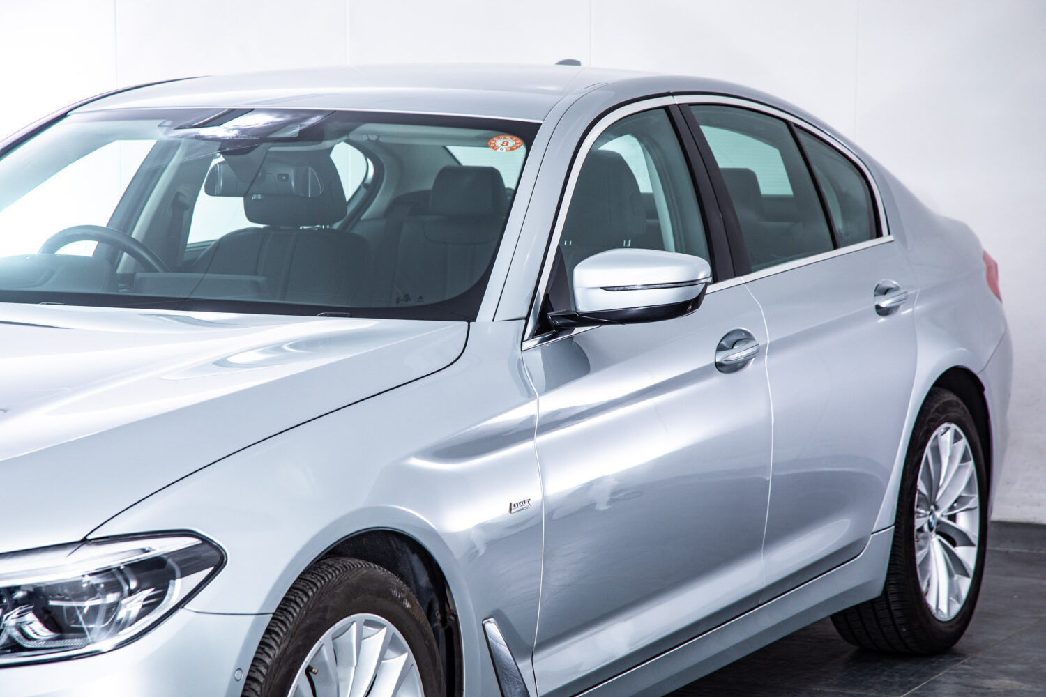 5シリーズ 523d ラグジュアリー ディーゼルターボ