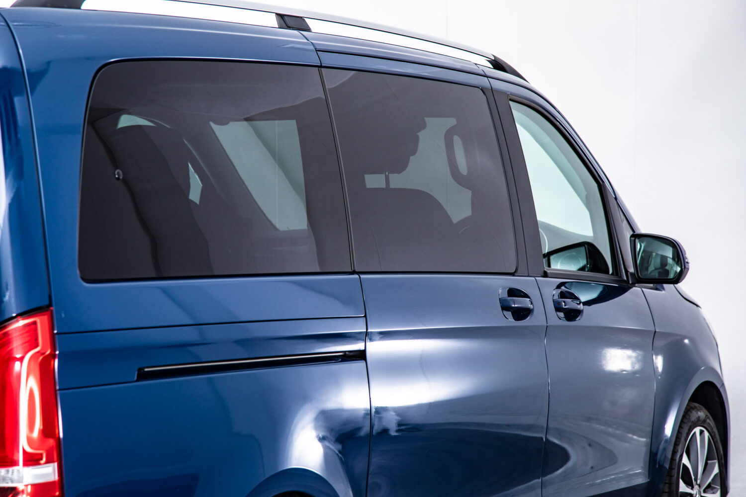 Vクラス V220 d アバンギャルド ロング ディーゼルターボ