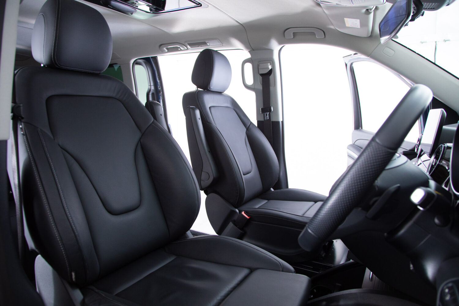 Vクラス V220 d アバンギャルド ロング ディーゼルターボ