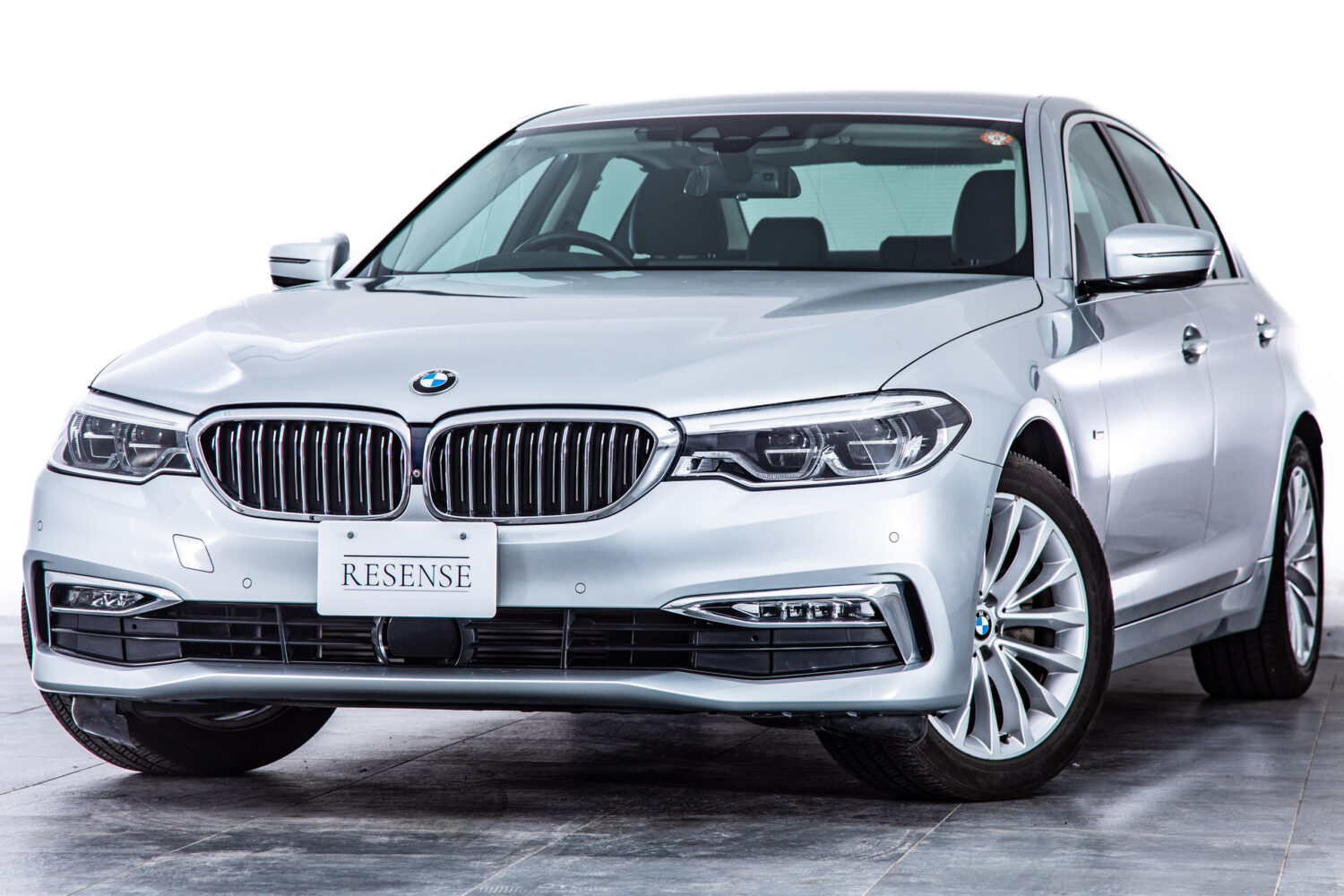 5シリーズ 523d ラグジュアリー ディーゼルターボ