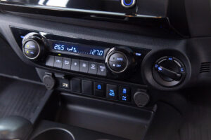 ハイラックス 2.4 Z ディーゼルターボ 4WD