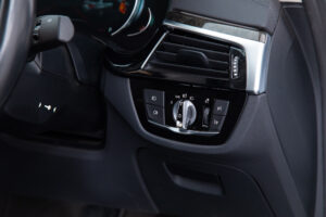 5シリーズ 523d ラグジュアリー ディーゼルターボ