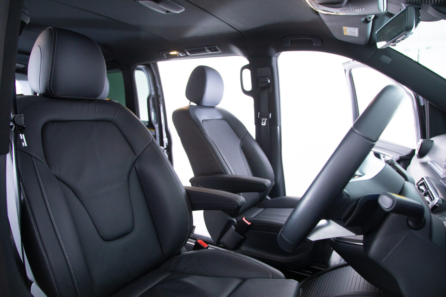 Vクラス V220 d エクストラロング AMGラインパッケージ ディーゼルターボ