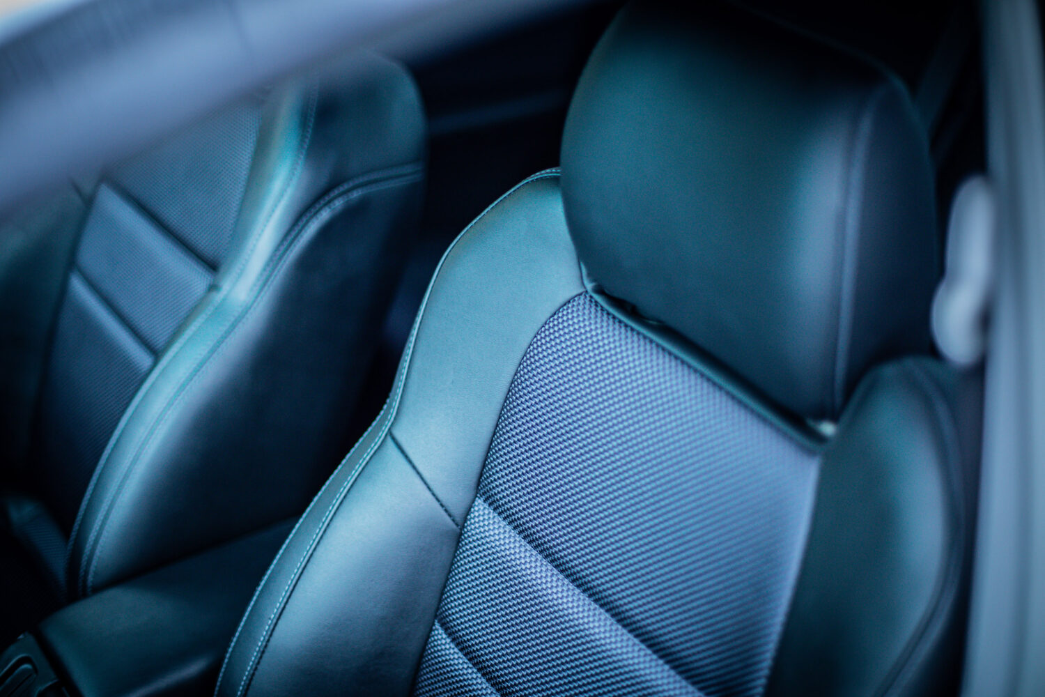 スバル・レガシィ B4 RSKリミテッドⅡ（4WD/4AT）ビクともしない