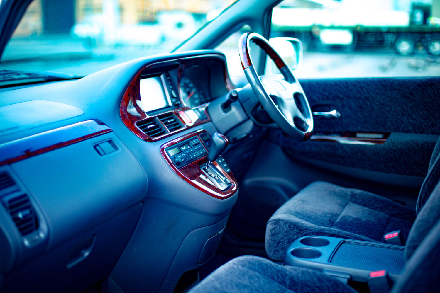 ホンダ・オデッセイ 3.0 VZ(FF/5AT)今も使える上級ミニバン