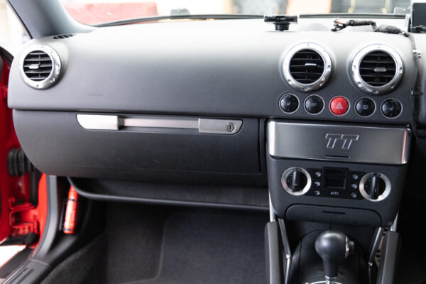 TTクーペ 1.8T