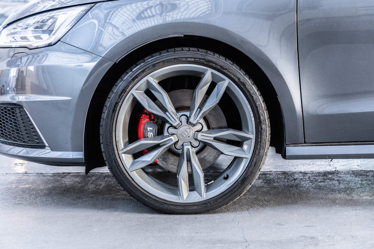 S1スポーツバック 2.0 4WD