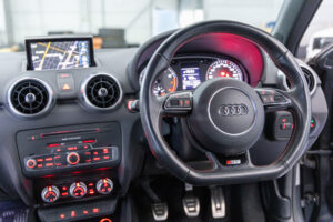 S1スポーツバック 2.0 4WD