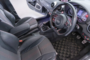 S1スポーツバック 2.0 4WD