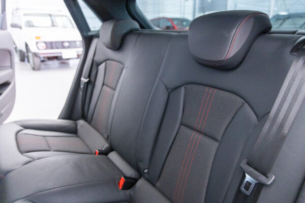 S1スポーツバック 2.0 4WD