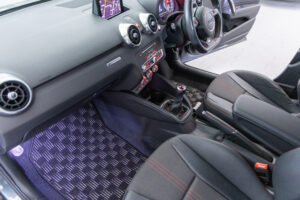 S1スポーツバック 2.0 4WD