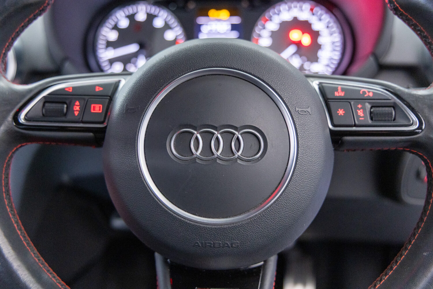 S1スポーツバック 2.0 4WD