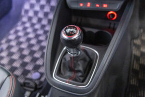 S1スポーツバック 2.0 4WD