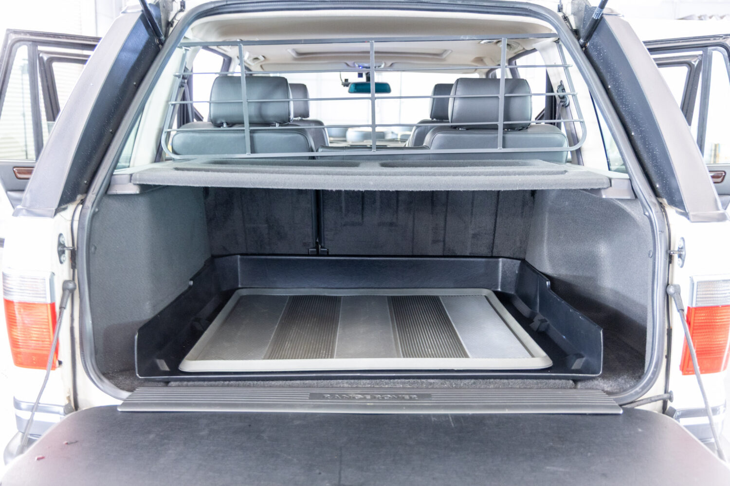 レンジローバー 4.6 HSE