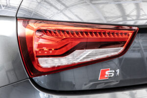 S1スポーツバック 2.0 4WD