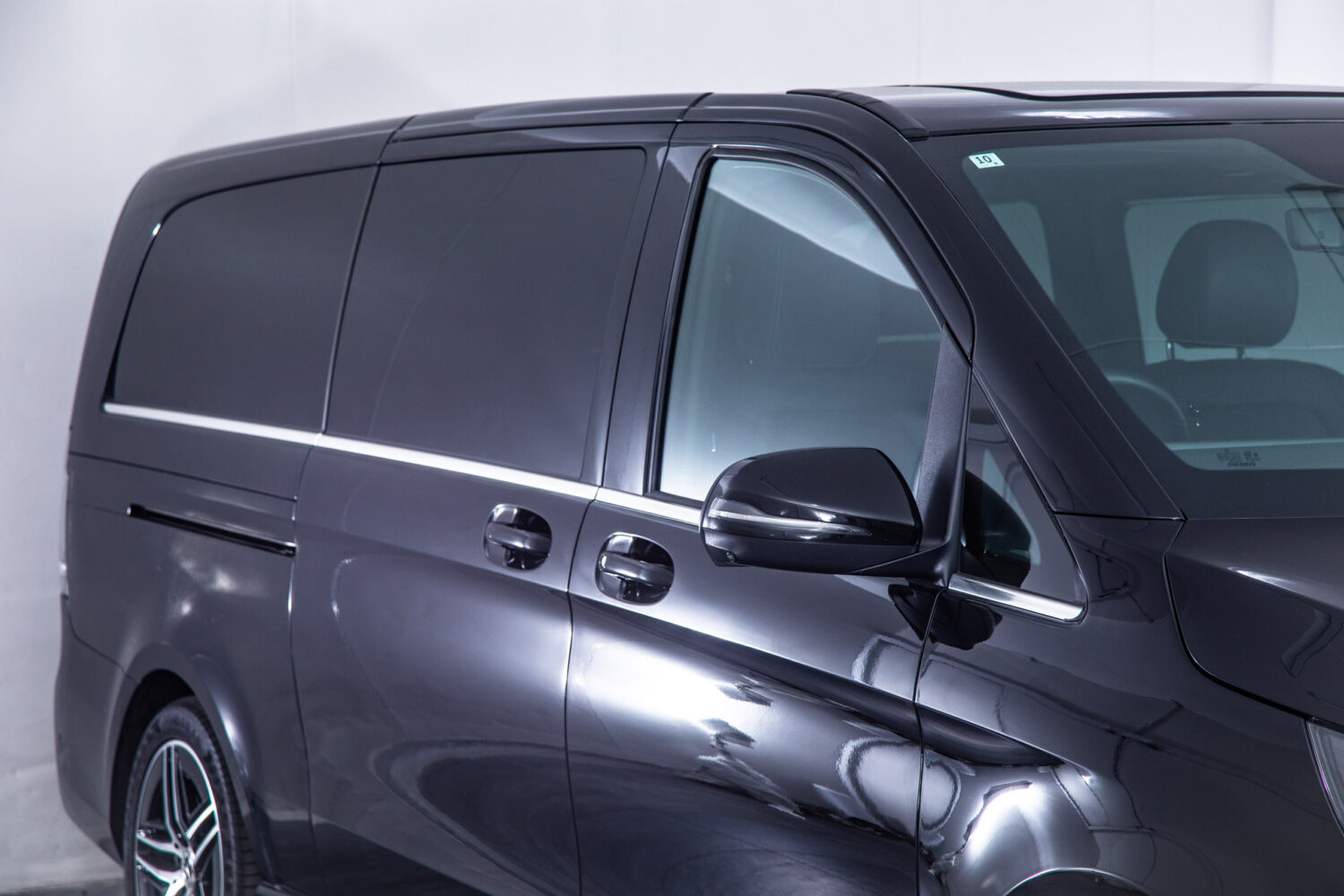 Vクラス V220 d エクストラロング AMGラインパッケージ ディーゼルターボ