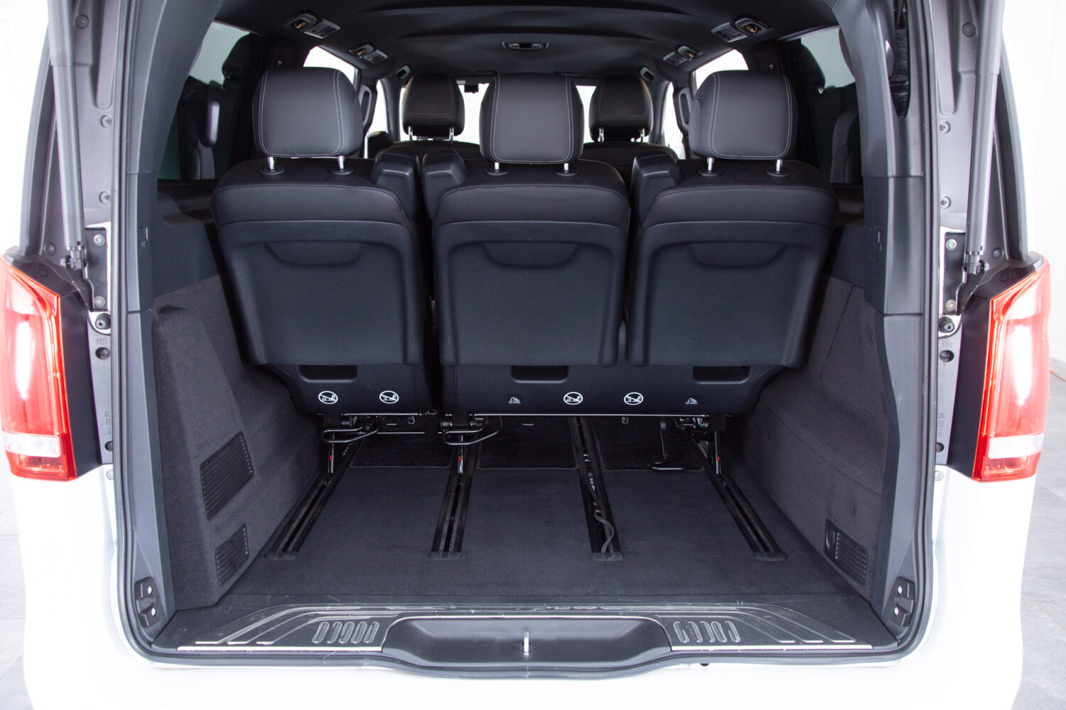 Vクラス V220 d アバンギャルド エクストラロング AMGライン