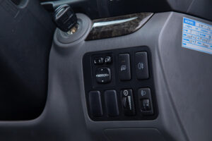 ランドクルーザープラド 4.0 TXリミテッド 4WD